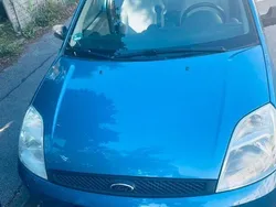 Blau Gebraucht 2006 Ford Fiesta Kleinwagen | 800 € (Guter Preis)