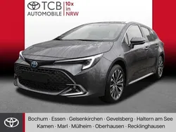 Grau Neu 2024 Toyota Corolla Team Limousine | 31.789 €