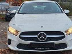 Weiß Gebraucht 2022 Mercedes A180 Limousine | 16.900 € (Superpreis)