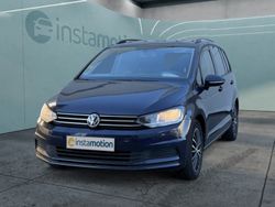 Blau Gebraucht 2018 VW Touran Comfortline Van / Kleinbus | 20.250 € (Fairer Preis)