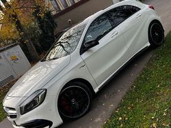 Weiß Gebraucht 2016 Mercedes A45 AMG AMG Limousine | 28.500 € (Etwas zu teuer)