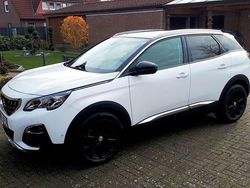 Weiß Gebraucht 2017 Peugeot 3008 Allure SUV | 13.800 € (Guter Preis)