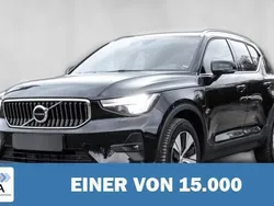 Schwarz Gebraucht 2023 Volvo XC40 Core SUV | 37.580 € (Fairer Preis)