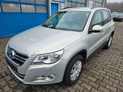 Silber Gebraucht 2010 VW Tiguan Trendline SUV | 8.990 €
