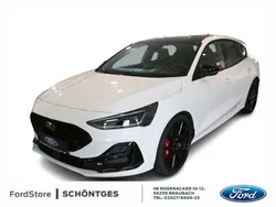 Weiss Neu 2025 Ford Focus ST Limousine | 42.780 € (Fairer Preis)