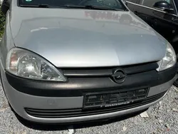 Silber Gebraucht 2004 Opel Corsa Kleinwagen | 750 € (Guter Preis)
