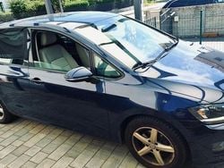 Blau Gebraucht 2015 VW Golf Sportsvan Comfortline Van / Kleinbus | 10.500 € (Guter Preis)