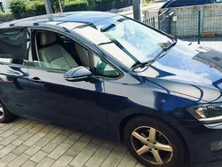 Blau Gebraucht 2015 VW Golf Sportsvan Comfortline Van / Kleinbus | 10.980 € (Guter Preis)