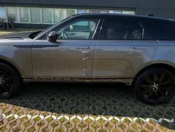 Grau Gebraucht 2019 Land Rover Range Rover Velar R-Dynamic SUV | 35.100 € (Guter Preis)