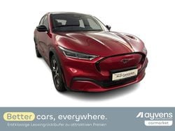 Lackierung: lucidrot Gebraucht 2021 Ford Mustang Mach-E SUV | 28.480 € (Guter Preis)