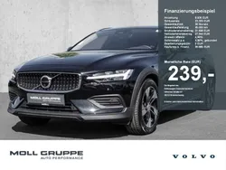 Black solid ´stone´ / solid Gebraucht 2023 Volvo V60 CC Plus Kombi | 36.880 € (Guter Preis)