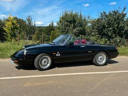 Schwarz Gebraucht 1990 Alfa Romeo Spider Cabrio | 17.950 €
