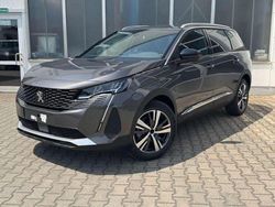Platinium grau metallic Neu 2025 Peugeot 5008 Allure SUV | 29.890 € (Superpreis)