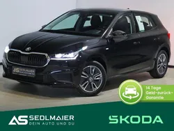 Schwarzmagic perleffekt Gebraucht 2024 Skoda Fabia Tour Kleinwagen | 17.900 € (Fairer Preis)