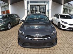 Pentametall metallic Neu 2025 Kia Ceed Sportswagon Vision Kombi | 23.590 € (Fairer Preis)