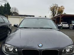 Grau Gebraucht 2007 BMW 118 Kleinwagen | 3.399 € (Guter Preis)