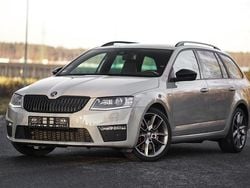 Grau Gebraucht 2013 Skoda Octavia RS Kombi | 9.800 € (Etwas zu teuer)