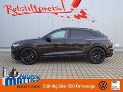 Schwarz (oracschwarz metallic) Gebraucht 2020 Audi Q8 S-Line SUV | 61.859 € (Etwas zu teuer)