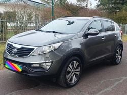 Grau Gebraucht 2011 Kia Sportage SUV | 7.650 € (Guter Preis)