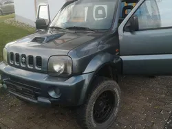 Grau Gebraucht 2005 Suzuki Jimny Comfort SUV | 6.100 € (Teuer)