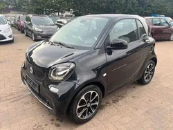 Schwarz Gebraucht 2015 Smart ForTwo Coupé Coupé | 6.490 € (Fairer Preis)