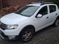 Weiß Gebraucht 2016 Dacia Sandero Stepway SUV | 4.390 € (Guter Preis)