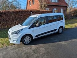 Weiß Gebraucht 2015 Ford Tourneo Trend Van / Kleinbus | 8.500 € (Fairer Preis)