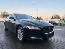 Schwarz Gebraucht 2017 Jaguar XF Portfolio Limousine | 13.290 € (Fairer Preis)