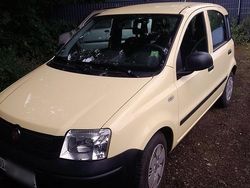 Gelb Gebraucht 2010 Fiat Panda Kleinwagen | 1.250 € (Fairer Preis)