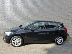 Schwarz ii Gebraucht 2017 BMW 225 Active Tourer Advantage Van / Kleinbus | 13.995 € (Fairer Preis)