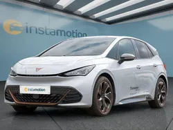 Silber Gebraucht 2023 Cupra Born Kleinwagen | 32.699 € (Etwas zu teuer)