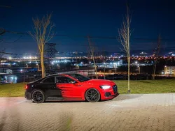 Rot Gebraucht 2018 Audi RS5 Sport | 53.000 € (Teuer)