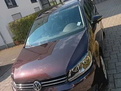 Schwarz Gebraucht 2013 VW Touran Comfortline Van / Kleinbus | 9.800 € (Fairer Preis)