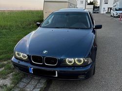 Gebraucht 2003 BMW 523 Limousine | 3.800 €