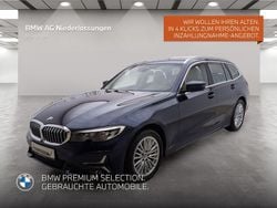 Blau Gebraucht 2021 BMW 330 Luxury Line Kombi | 36.210 € (Fairer Preis)