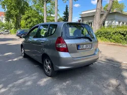 Grau Gebraucht 2007 Honda Jazz Cool Kleinwagen | 2.250 € (Etwas zu teuer)