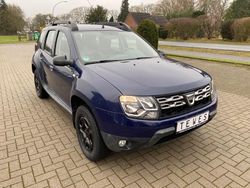 Blau Gebraucht 2017 Dacia Duster Lauréate SUV | 6.950 € (Guter Preis)