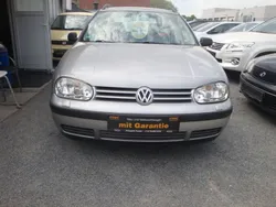 Grau Gebraucht 2002 VW Golf IV Kombi | 2.000 € (Fairer Preis)