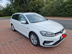 Weiß Gebraucht 2020 VW Golf VII R-line Kombi | 17.150 € (Guter Preis)