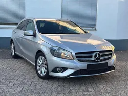 Silber Gebraucht 2015 Mercedes A180 Style Limousine | 10.900 € (Guter Preis)