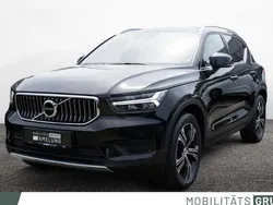 Schwarz Gebraucht 2022 Volvo XC40 Inscription SUV | 29.890 € (Superpreis)