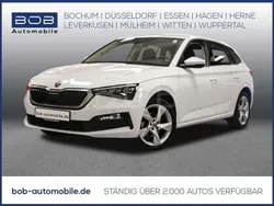 Candyweiß (weiß) Gebraucht 2021 Skoda Scala Style Kleinwagen | 18.780 € (Etwas zu teuer)