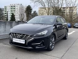 Phantom black / mic metallic Gebraucht 2024 Hyundai i30 Limousine | 18.340 € (Fairer Preis)