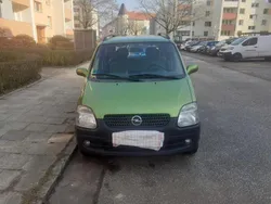Grün Gebraucht 2000 Opel Agila Comfort Kleinwagen | 800 € (Guter Preis)