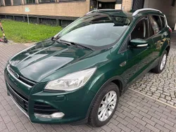 Grün Gebraucht 2016 Ford Kuga Titanium SUV | 8.750 € (Guter Preis)