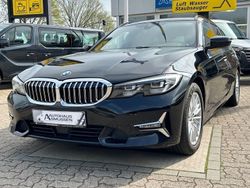 Schwarz Gebraucht 2020 BMW 320 Luxury Line Kombi | 26.590 € (Teuer)