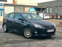 Schwarz Gebraucht 2012 Ford Focus Limousine | 2.400 € (Superpreis)