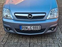 Silber Gebraucht 2006 Opel Meriva Edition Van / Kleinbus | 2.000 € (Guter Preis)