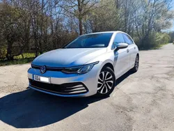Silber Gebraucht 2022 VW Golf VIII Active Limousine | 19.300 € (Guter Preis)