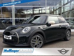 Grün Gebraucht 2022 Mini Cooper SE Kleinwagen | 21.840 € (Teuer)